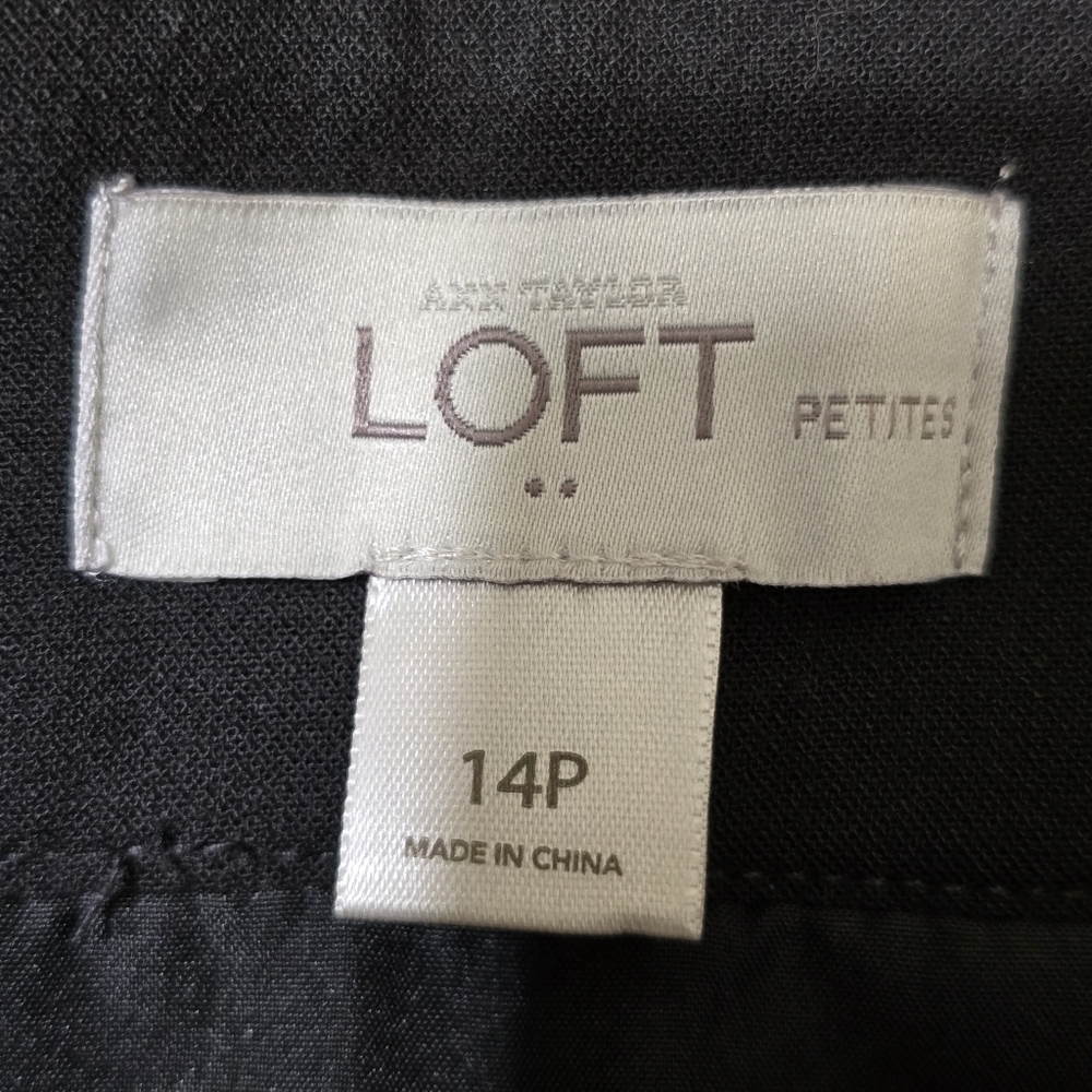 LOFT size 14 PETITE Pencil Straight‎ Skirt Tiered Scalloped Hem Career Black - Picture 8 of 9